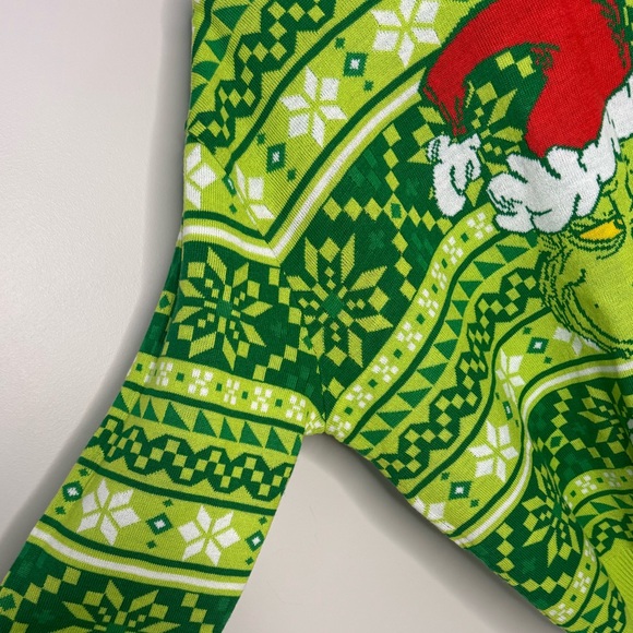 Green Grinch Knit Christmas Warm Sweater Medium - Picture 6 of 8
